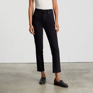 Everlane Original Cheeky Jean in Black (size 28). Like new, worn once or twice